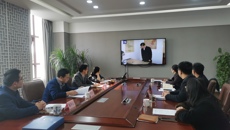 市教育局來校巡聽中心組學(xué)習(xí)