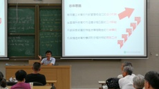 敘情往昔，共話發(fā)展——我校舉行退休教師返校日活動