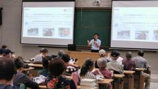 退休教師返?；顒?dòng)暨退休黨支部組織生活會(huì)順利開展