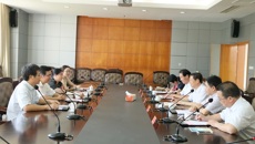 我校領(lǐng)導(dǎo)參加鹽城師范學(xué)院高職高專(zhuān)自考助學(xué)會(huì)議